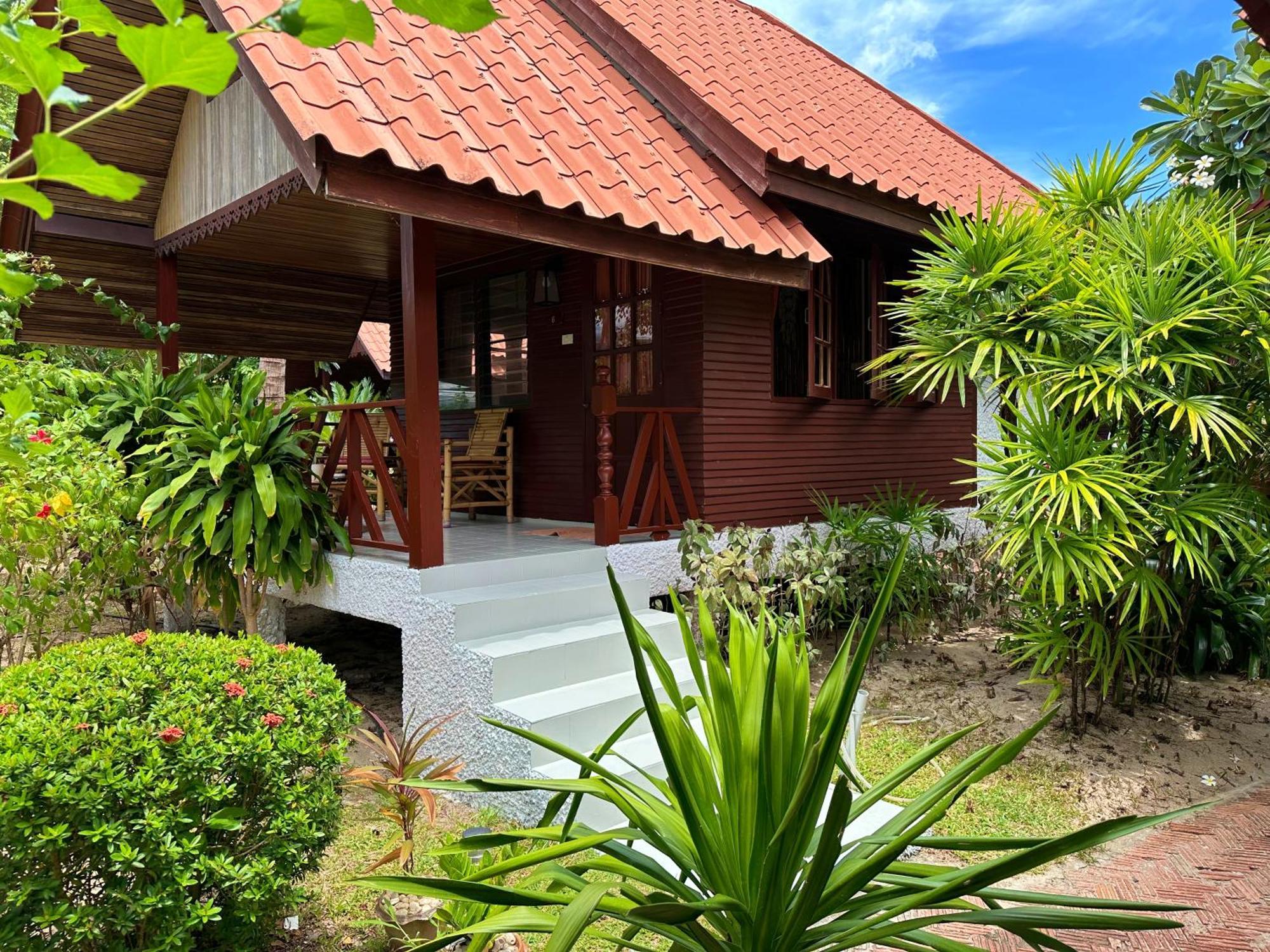 Hotel Bangrak Pier Bungalow Zewnętrze zdjęcie